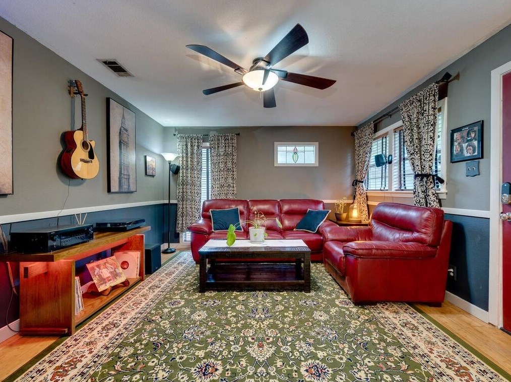 502 Sacramento Dr, Austin TX  78704-6345 exterior