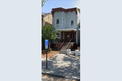 112 Catalpa Avenue, Perth Amboy, NJ 08861 - Photo 1