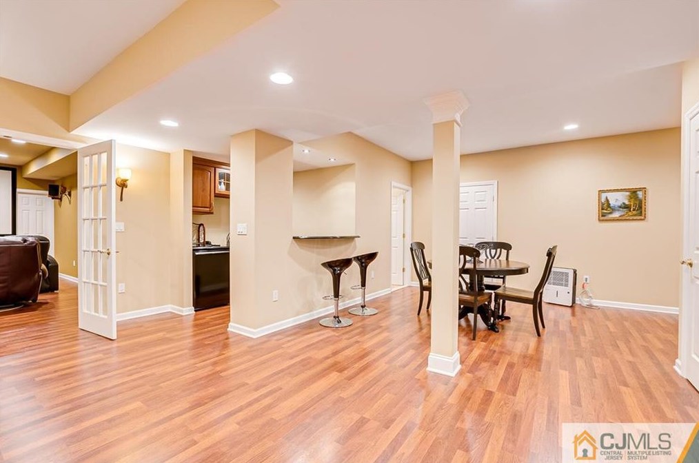 15 10 Eyck Pl, Edison NJ 08820-3223 exterior