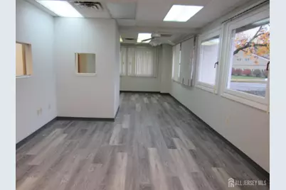 983 W State Route 33 W #2E, Monroe Township, NJ 08831 - Photo 5