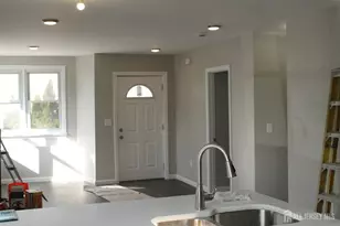 519 Roosevelt Ave, Carteret, NJ 07008 - Photo 11