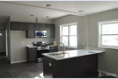 519 Roosevelt Avenue, Carteret, NJ 07008 - Photo 7