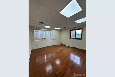 51 W Prospect Street, East Brunswick Township, NJ 08816 - Photo 15