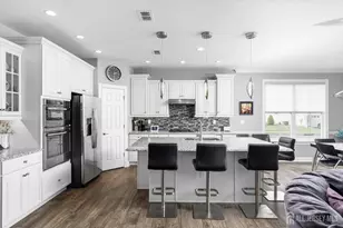 17 Landmark Rd, Monroe Township, NJ 08831 - Photo 11