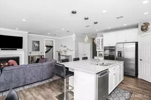 17 Landmark Rd, Monroe Township, NJ 08831 - Photo 13