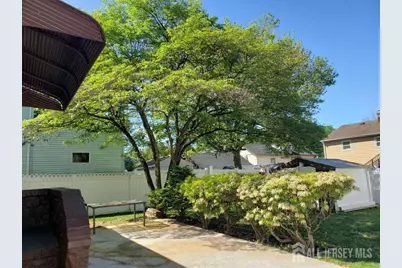 22 Trenton Avenue, Edison, NJ 08817 - Photo 15