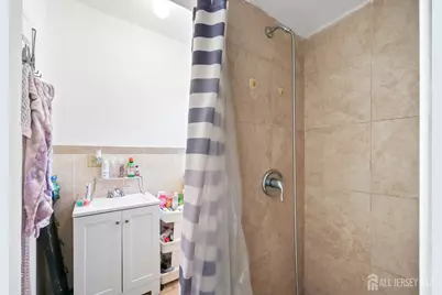 318 Elm Street, Perth Amboy, NJ 08861 - Photo 11