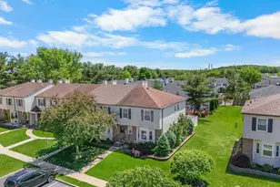 8 Fern Ct, Sayreville, NJ 08872 - Photo 3