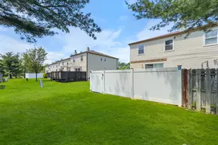 8 Fern Ct, Sayreville, NJ 08872 - Photo 25