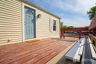 7 Deer Brook Blvd, North Brunswick Township, NJ 08902 - Photo 9