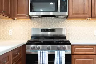 7 Deer Brook Blvd, North Brunswick Township, NJ 08902 - Photo 33