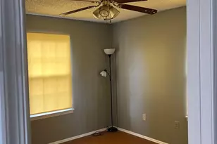 262 Kempsey Dr, North Brunswick Township, NJ 08902 - Photo 11