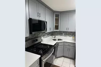 262 Kempsey Drive, North Brunswick Township, NJ 08902 - Photo 7