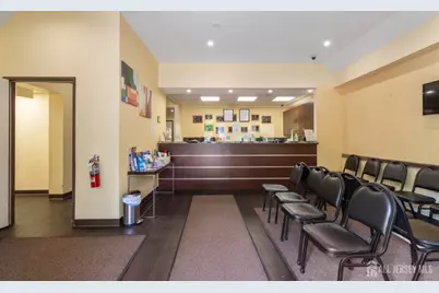 385 State Route 18 Highway, East Brunswick Township, NJ 08816 - Photo 5