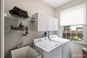 22 Chandler Ct, Monroe Township, NJ 08831 - Photo 23