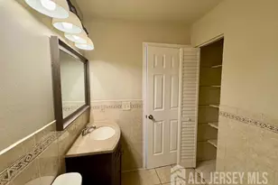 21 Rice Run, East Brunswick Township, NJ 08816 - Photo 15