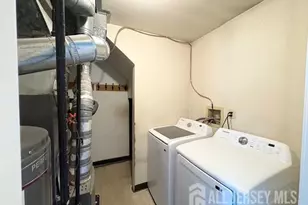 21 Rice Run, East Brunswick Township, NJ 08816 - Photo 11