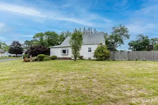 8 Dale Rd, East Brunswick Township, NJ 08816 - Photo 25