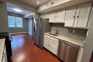 219 Sierra Ct, Woodbridge Township, NJ 07095 - Photo 3