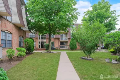 402 Hidden Village Drive, Perth Amboy, NJ 08862 - Photo 3