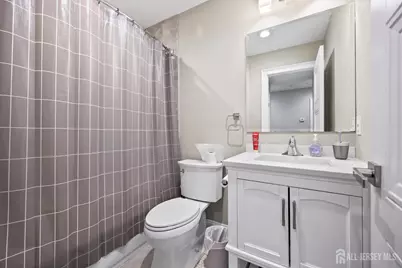 19 N Franklin Street, Bloomfield, NJ 07003 - Photo 25