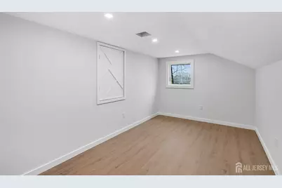 226 Washington Avenue, Milltown, NJ 08850 - Photo 17