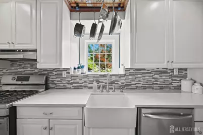 386 Franklin Road, North Brunswick Township, NJ 08902 - Photo 25