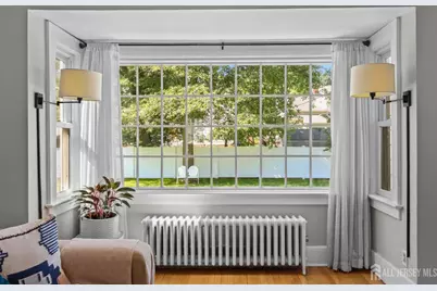 386 Franklin Road, North Brunswick Township, NJ 08902 - Photo 9