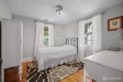 386 Franklin Road, North Brunswick Township, NJ 08902 - Photo 17