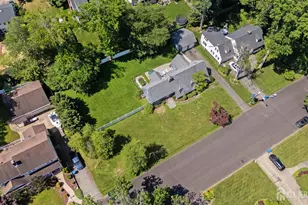 386 Franklin Rd, North Brunswick Township, NJ 08902 - Photo 63