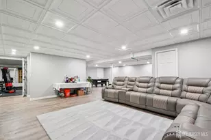 179 Sunshine Dr, Piscataway Township, NJ 08854 - Photo 1