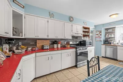 175 W Shore Avenue W, Bogota, NJ 07603 - Photo 27