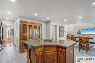 321 Snowgoose Lane, Harrison, NJ 08062 - Photo 11