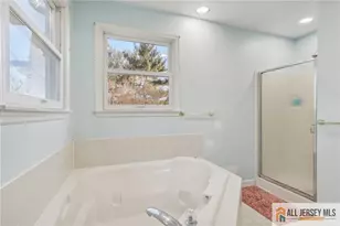 321 Snowgoose Ln, Harrison, NJ 08062 - Photo 17