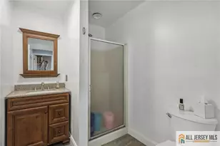 321 Snowgoose Ln, Harrison, NJ 08062 - Photo 25