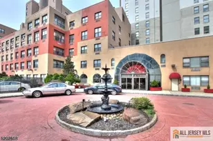111 Mulberry St, Newark, NJ 07102 - Photo 1