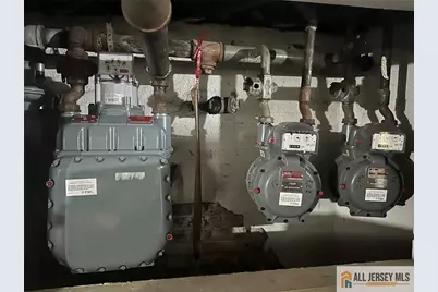 174 Easton Avenue, New Brunswick, NJ 08901 - Photo 9