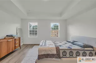 204 Honeysuckle Ln, Warren Township, NJ 07059 - Photo 9