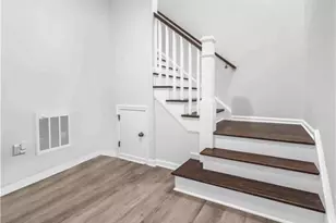 204 Honeysuckle Ln, Warren Township, NJ 07059 - Photo 3