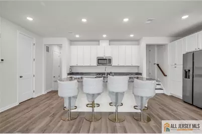 204 Honeysuckle Lane, Warren Township, NJ 07059 - Photo 7