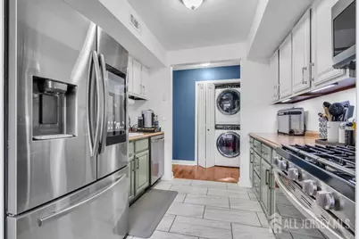 193 Sierra Court, Woodbridge Township, NJ 07095 - Photo 11