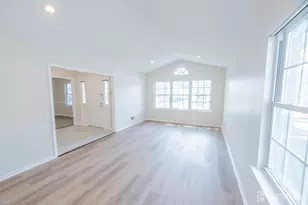 218 N Pondview Blvd, Monroe Township, NJ 08831 - Photo 33