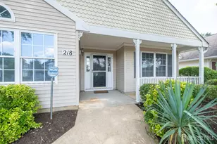 218 N Pondview Blvd, Monroe Township, NJ 08831 - Photo 3