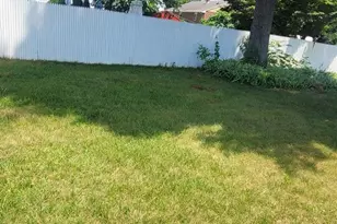 346 N Riverview Ave, Edison, NJ 08817 - Photo 9