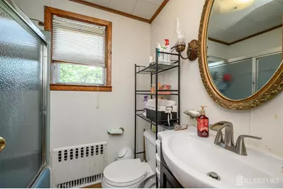 84 E Somerset Street E, Raritan, NJ 08869 - Photo 11