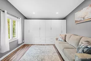 6 Kates, Mount Holly, NJ 08060 - Photo 5