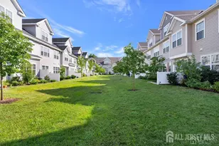 803 Greenland Square, Highland Park, NJ 08904 - Photo 27