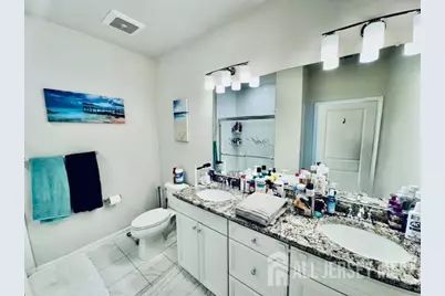 803 Greenland Square, Highland Park, NJ 08904 - Photo 15