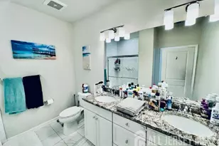 803 Greenland Square, Highland Park, NJ 08904 - Photo 15