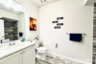 803 Greenland Square, Highland Park, NJ 08904 - Photo 11